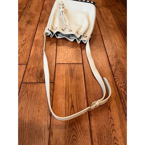 Yves Saint Laurent Vintage Bucket Bag Ivory - Picture 8 of 12